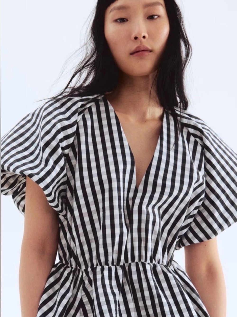 H&M Black and White Gingham Puff-Sleeve Mini Dress - Picture 3 of 5